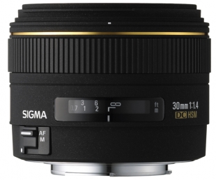 Sigma 30mm F1.4 EX DC HSM pentru Sigma